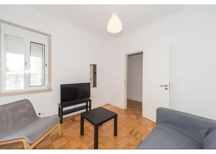 Houze Spacious 4 Bedroom Flat Near Zoo Apartman Lisboa